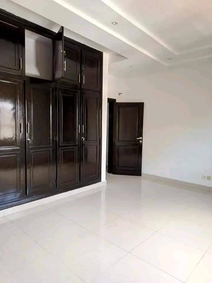 somptueux-appartement-vide-a-louer-a-akpakpa-dedokpo