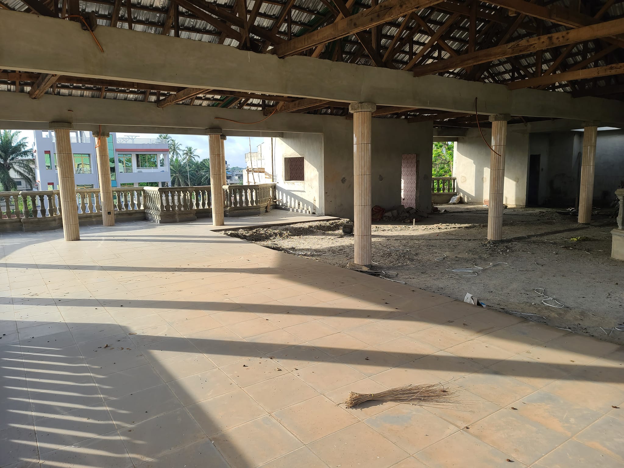 duplex-avec-grande-paillotte-a-vendre-a-godomey